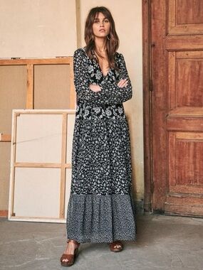 Sezane Noreen Dress Black White‎ Floral Maxi Size 4 FR 36 Silk Blend